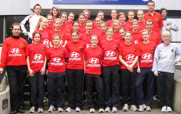 Der weibliche U16-Kader 2008.